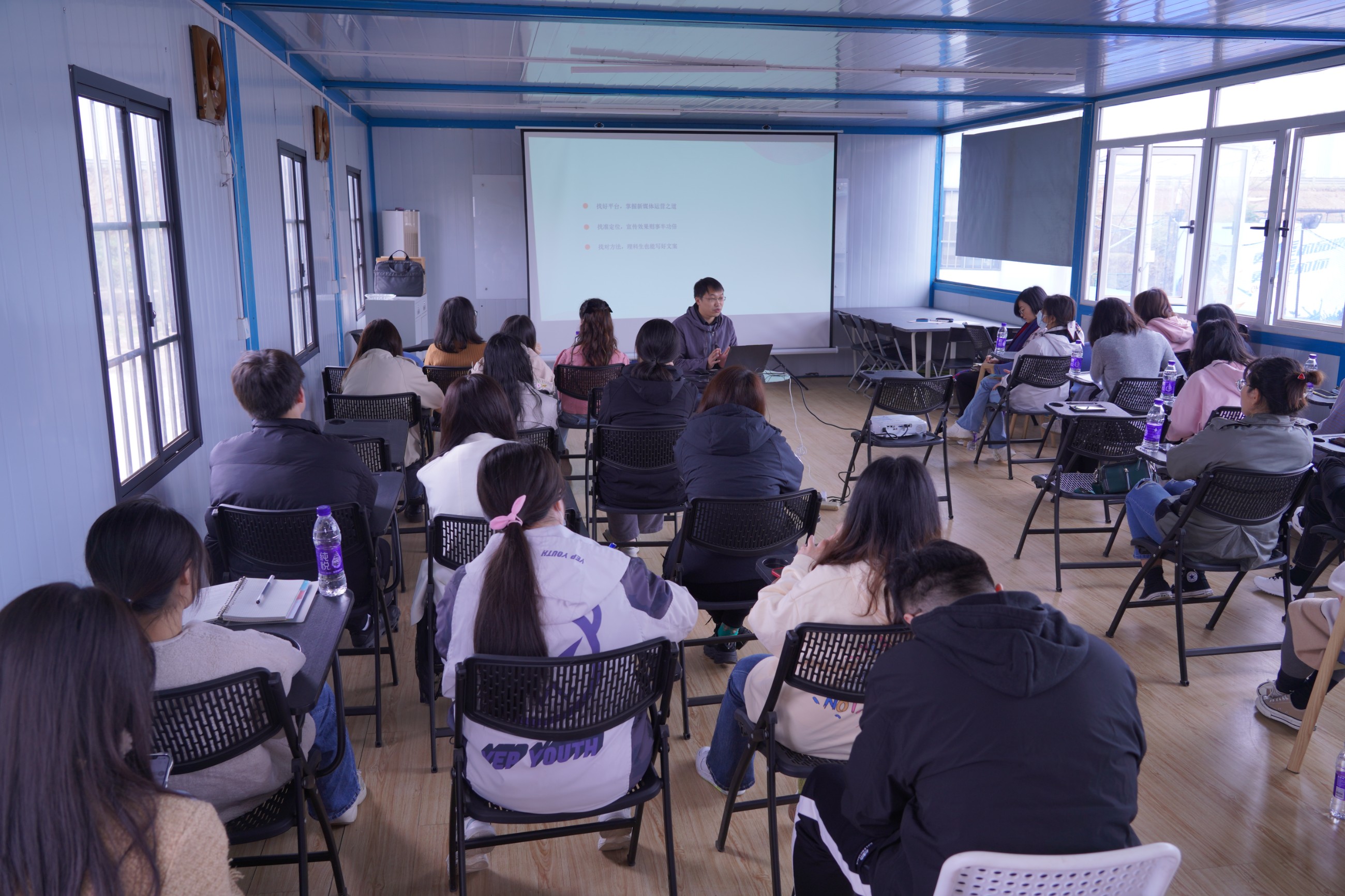 圖片關鍵詞 圖片關鍵詞