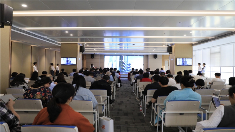 “材料點(diǎn)亮創(chuàng)意——金屬復(fù)合材料走進(jìn)湖南”論壇開講中機(jī)國際